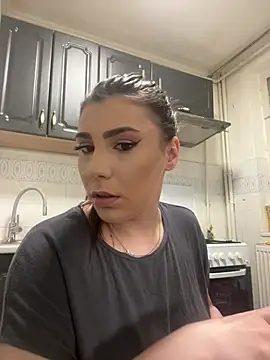 Natasha Cameron22 online show from 04.01.26