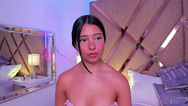 Emilybutterfly1 online show from 03.22.25