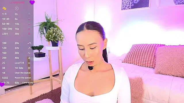 Valen ross  online show from 03.17.26