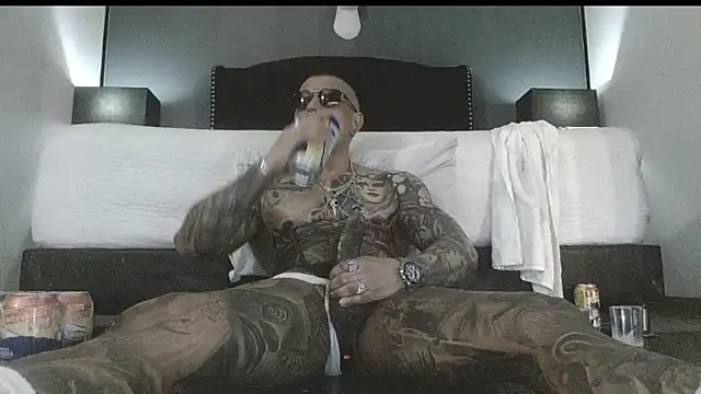 Snapshot of danilog515 chatting on 09.29.25 danilog515 online show from 09.29.25