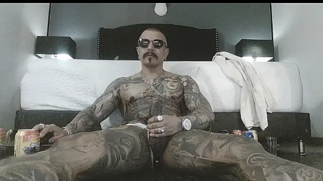 Snapshot of danilog515 chatting on 11.09.25 danilog515 online show from 11.09.25