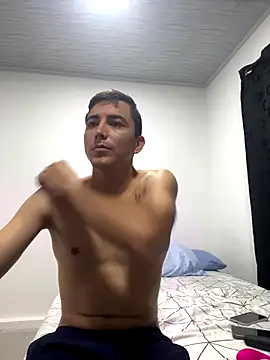 Snapshot of pareja_curiosa19 chatting on 10.21.25 pareja curiosa19 online show from 10.21.25