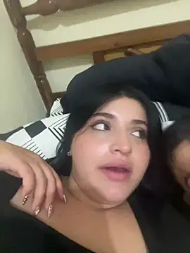 pareja curiosa19 online show from 05.02.26