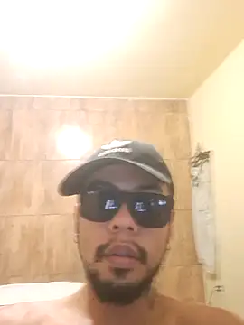 Snapshot of Fernandobs_ chatting on 03.15.25 Fernandobs online show from 03.15.25