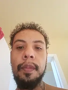 Snapshot of Fernandobs_ chatting on 03.15.25 Fernandobs online show from 03.15.25