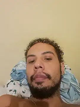 Snapshot of Fernandobs_ chatting on 03.16.25 Fernandobs online show from 03.16.25