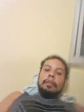 Snapshot of Fernandobs_ chatting on 03.21.25 Fernandobs online show from 03.21.25