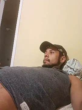 Snapshot of Fernandobs_ chatting on 03.22.25 Fernandobs online show from 03.22.25