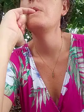 emiliemilf online show from 03.26.26