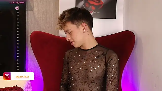 LiamWildx20 online show from 11.12.25