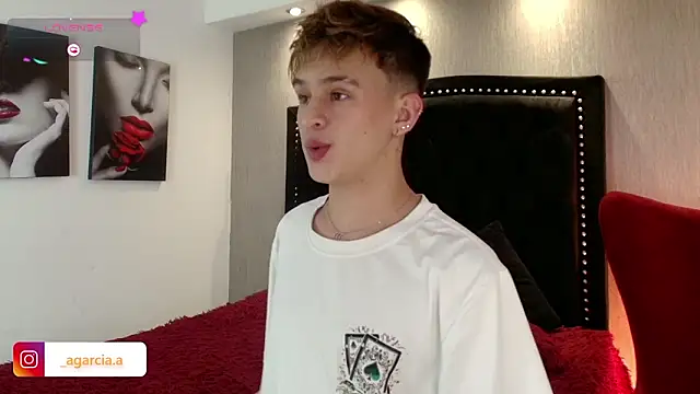 Snapshot of LiamWildx20 chatting on 01.19.26 LiamWildx20 online show from 01.19.26