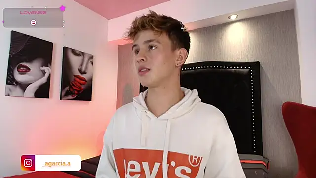 Snapshot of LiamWildx20 chatting on 02.17.26 LiamWildx20 online show from 02.17.26