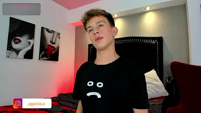 Snapshot of LiamWildx20 chatting on 03.03.26 LiamWildx20 online show from 03.03.26