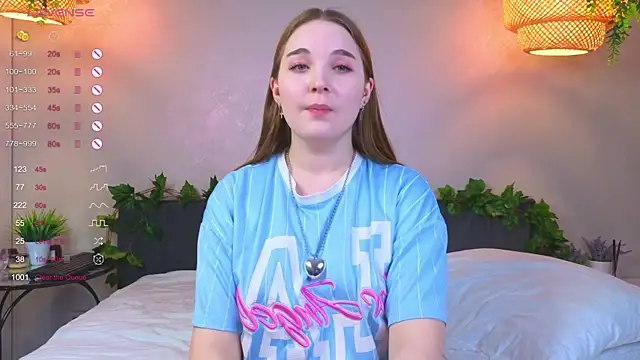 Snapshot of ConstanceHelms chatting on 10.18.25 ConstanceHelms online show from 10.18.25