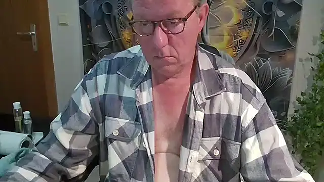 JamesBauer online show from 11.09.25