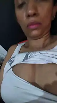 Snapshot of katyhot69_ chatting on 03.17.25 katyhot69 online show from 03.17.25