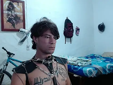 Snapshot of billykink chatting on 10.13.25 billykink online show from 10.13.25