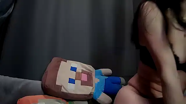 Snapshot of sopia2 chatting on 09.29.25 sopia2 online show from 09.29.25