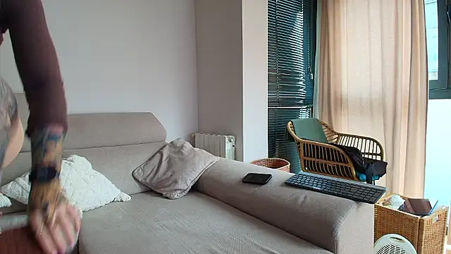 Snapshot of tattoobbgirl chatting on 02.09.26 tattoobbgirl online show from 02.09.26