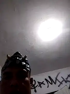 Snapshot of Patilllas chatting on 10.20.25 Patilllas online show from 10.20.25