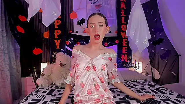 Snapshot of peachandtyron_ chatting on 10.23.25 peachandtyron online show from 10.23.25