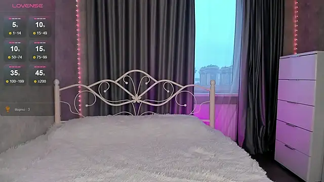 Snapshot of LilFlexxy chatting on 11.11.25 LilFlexxy online show from 11.11.25