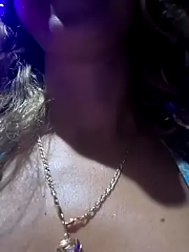 Snapshot of Brilliant-Splashes chatting on 11.08.25 Brilliant-Splashes online show from 11.08.25