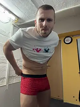 Snapshot of trainwithme chatting on 03.02.26 trainwithme online show from 03.02.26