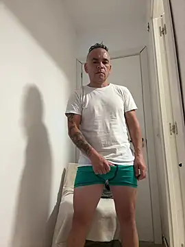 mateocali25 online show from 07.07.26