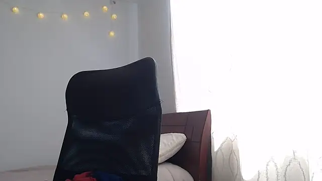 Snapshot of nalafoster chatting on 09.26.25 nalafoster online show from 09.26.25