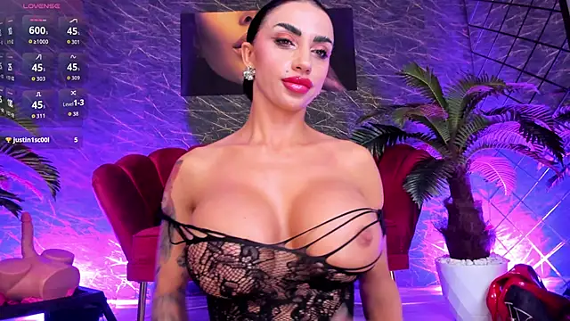 Snapshot of IzabelaTessa chatting on 06.08.26 IzabelaTessa online show from 06.08.26