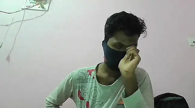 Snapshot of dusky-body chatting on 03.16.25 dusky-body online show from 03.16.25