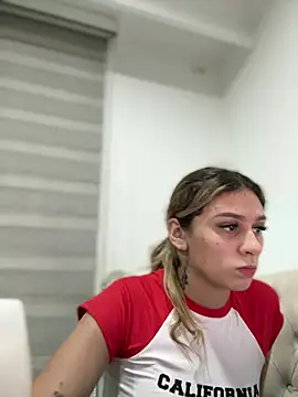 aliisonn  parker26 online show from 03.17.25