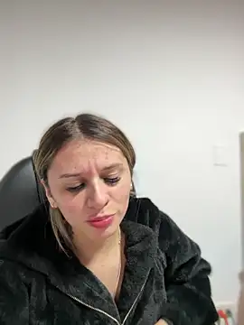 aliisonn  parker26 online show from 03.21.25