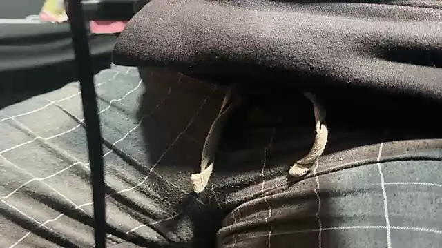 Max 965 online show from 12.03.25