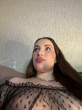 Snapshot of Ariana_Sanderss chatting on 10.11.25 Ariana Sanderss online show from 10.11.25