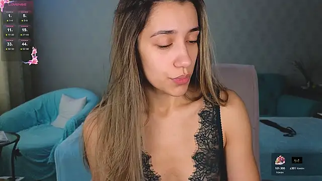 hot ass 18 online show from 04.21.26