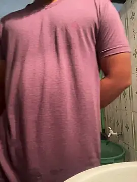 Snapshot of dilu98 chatting on 03.19.25 dilu98 online show from 03.19.25