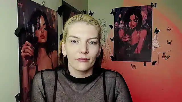 VanessaRey  online show from 03.28.26