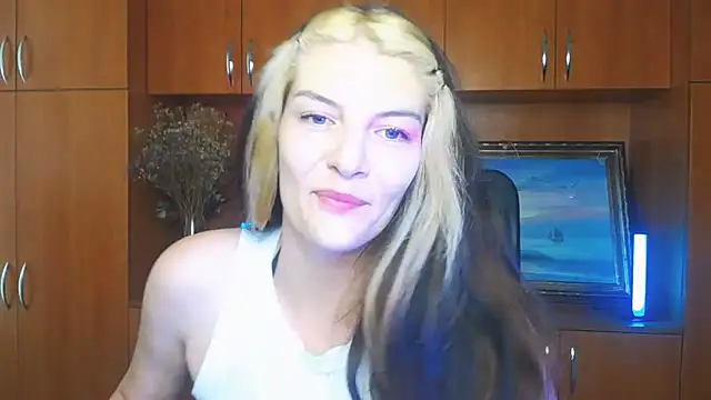 VanessaRey  online show from 06.14.26