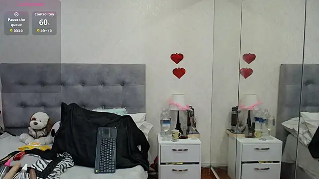 Snapshot of ScarlettGreen_ chatting on 03.03.26 ScarlettGreen online show from 03.03.26