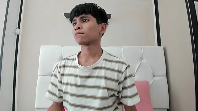 Ethan Westt online show from 09.22.25