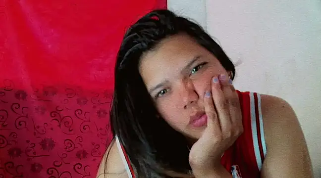 Snapshot of Valeria_Tiffany chatting on 03.19.25 Valeria Tiffany online show from 03.19.25