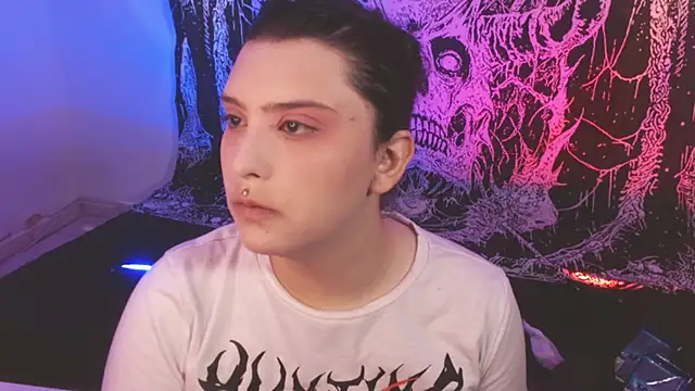 Snapshot of mikaskullcs chatting on 06.09.26 mikaskullcs online show from 06.09.26