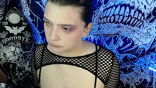 Snapshot of mikaskullcs chatting on 06.29.26 mikaskullcs online show from 06.29.26