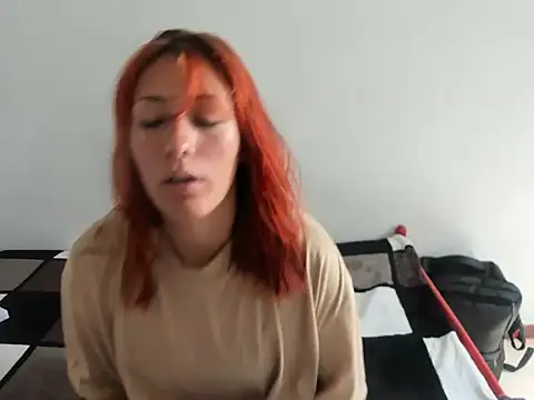 Snapshot of DulceXmile chatting on 09.26.25 DulceXmile online show from 09.26.25