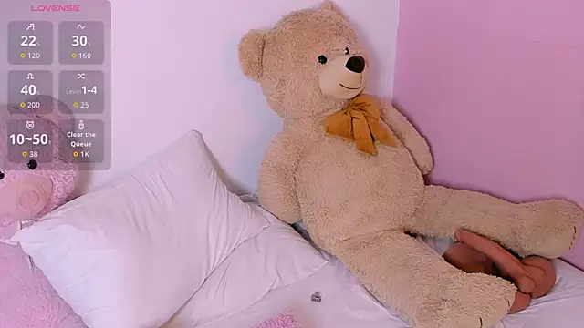 BritanyLin   online show from 10.11.25