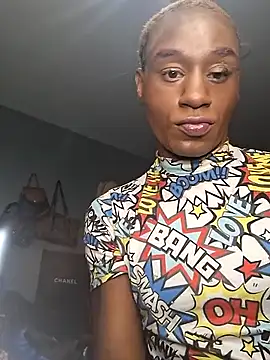 Snapshot of ItsBarbieBitcxxxx69 chatting on 11.05.25 ItsBarbieBitcxxxx69 online show from 11.05.25