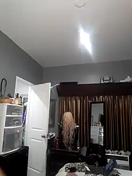 ItsBarbieBitcxxxx69 online show from 12.16.25