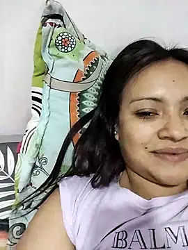 Snapshot of KatyBrunette chatting on 03.22.25 KatyBrunette online show from 03.22.25